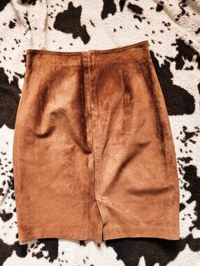 WOMEN'S 80'S GENUINE SUEDE PENCIL SKIRT - CHESTNUT